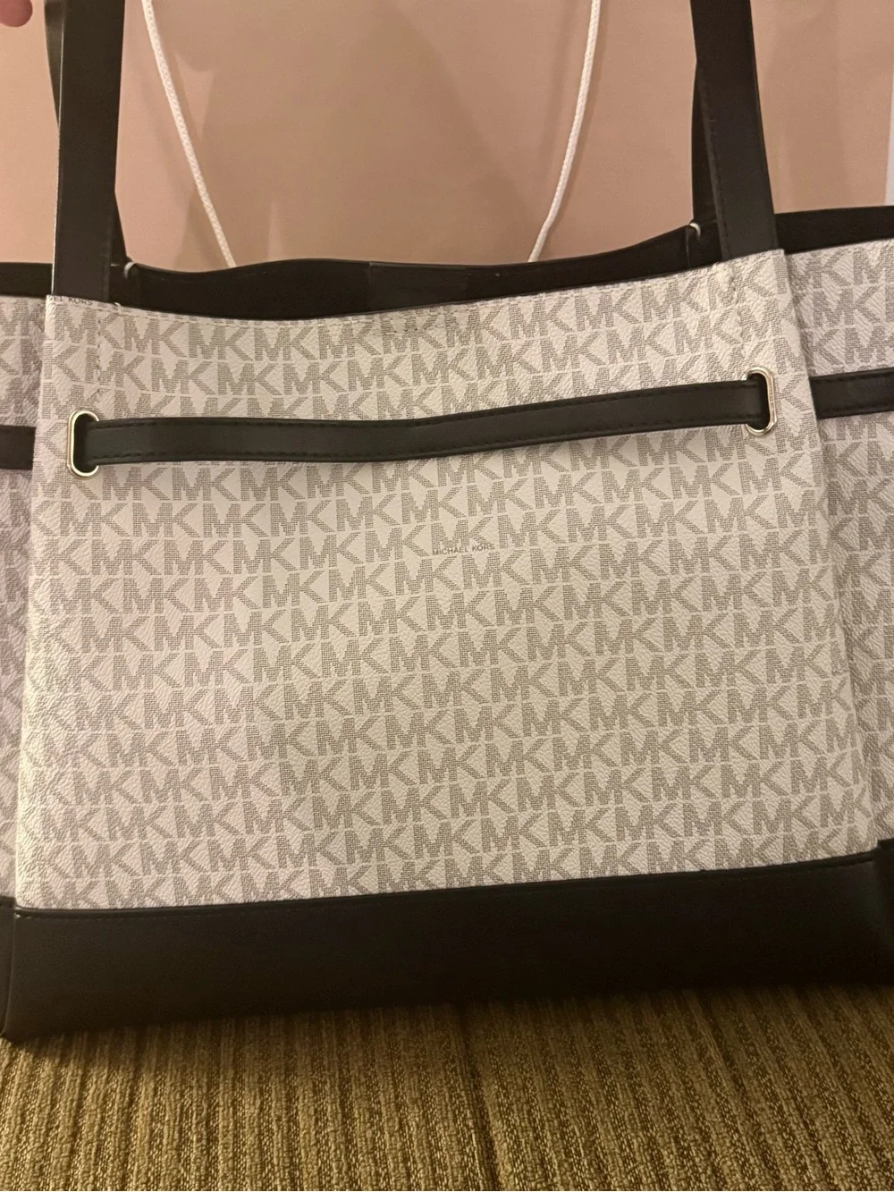 Authentic Michael Kors Reed Large Belted Tote with Matching Wallet Set